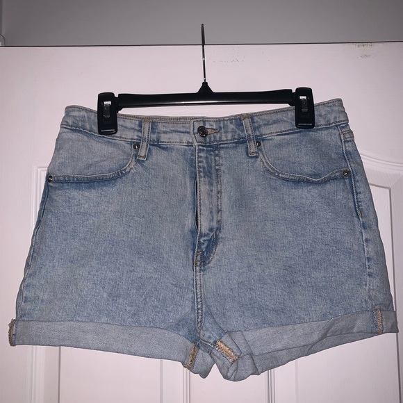 Wild Fable Highest Rise Light Wash Denim Shorts - Picture 1 of 3